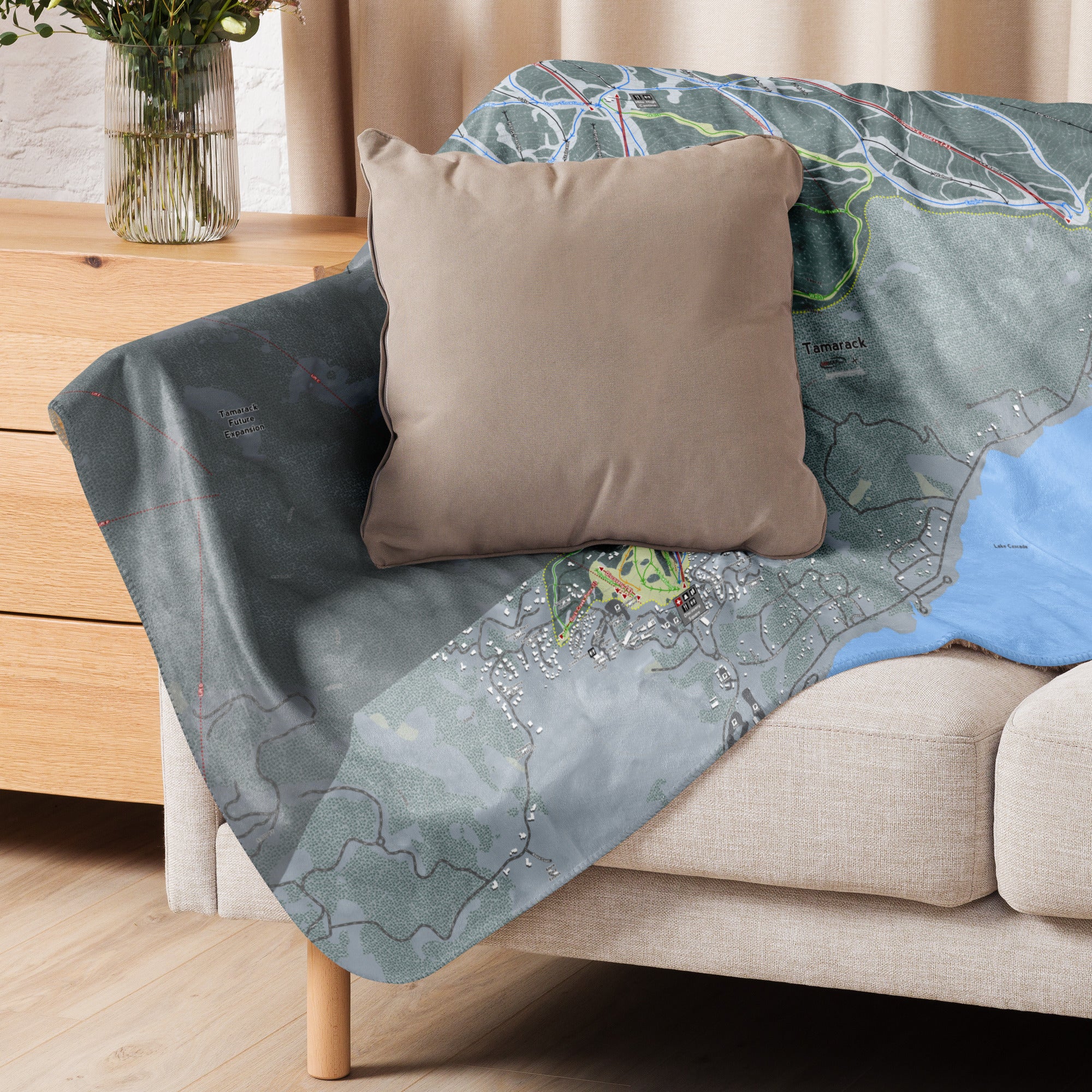 TAMARACK, IDAHO SKI RESORT MAP BLANKET