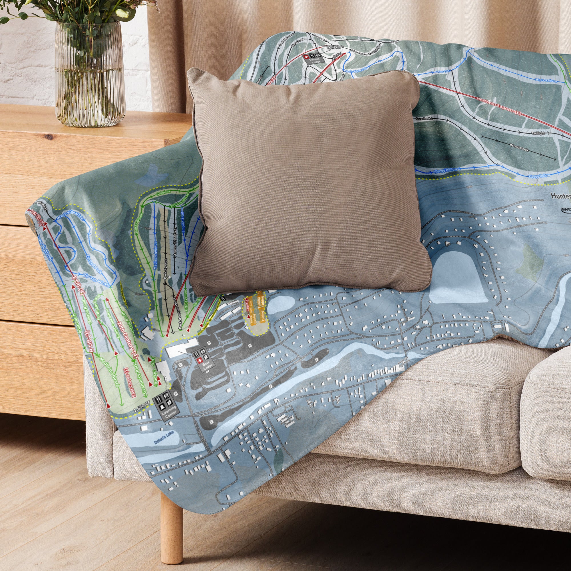 HUNTER MOUNTAIN, NEW YORK SKI RESORT MAP BLANKET