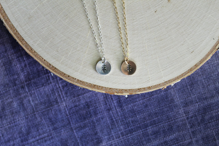 STAMPED TREE CIRCLE PENDANT NECKLACE - Powderaddicts