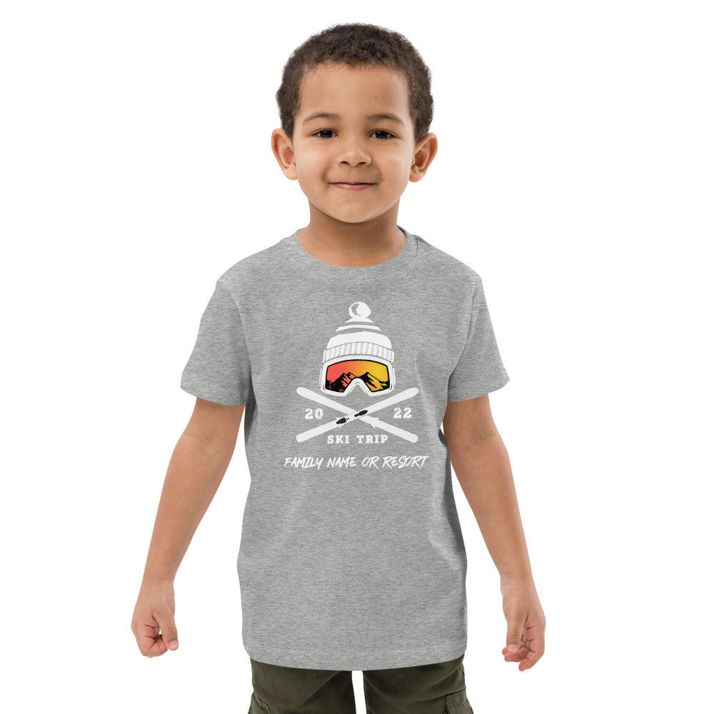 PERSONALIZED FAMILY SKI TRIP ORGANIC COTTON KIDS T-SHIRT 2022 - Powderaddicts